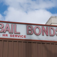 Sign that reads bail bonds